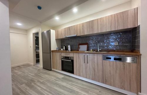 Tophane Hotel | Roys Hotel & Suites