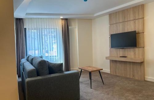 Tophane Hotel | Roys Hotel & Suites