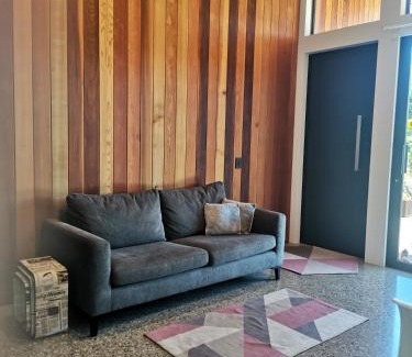 Wanaka Apartment | Roys View