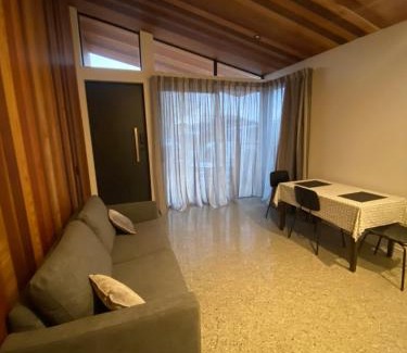 Wanaka Apartment | Roys View