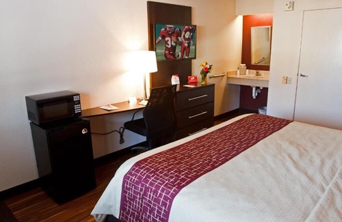 Dublin Hotel | RR Col Dublin 1 x 1K in Dublin