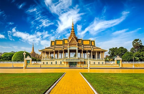 Daun Penh Hotel | RS II Guesthouse