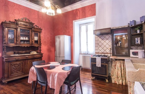 Rione IV Campo Marzio Apartment | RSH Spanish Steps Luxury Apartment