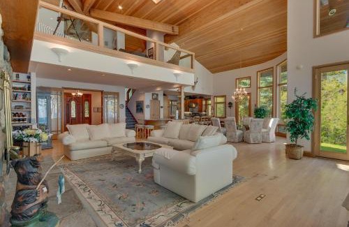 Tahoma House | Rubicon Bay Lakefront by Tahoe Getaways - 4BR with Bonus Room, Private Pier, Buoy & Beach Access