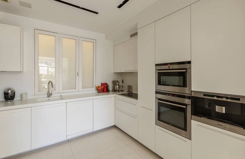 Notre-Dame-des-Champs Apartment | Rue Vavin by onefinestay