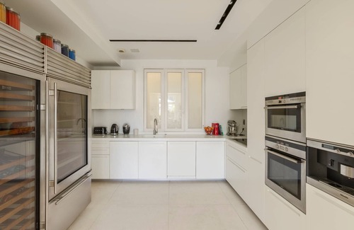 Notre-Dame-des-Champs Apartment | Rue Vavin by onefinestay