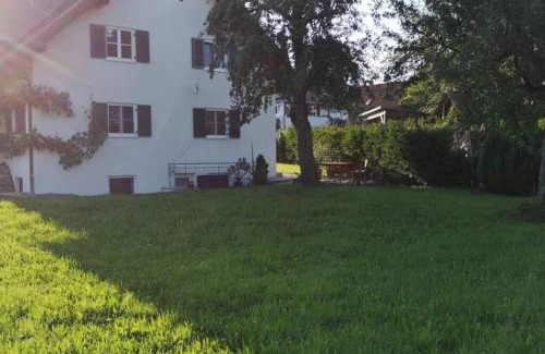 Unterallgau Apartment | Ruhige Ferienwohnung inklusive Garten Souterrain - neu renoviert