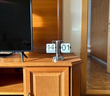 Sankt Polten Apartment | Ruhige, klimatisierte Wohnung nahe Zentrum & Bahnhof