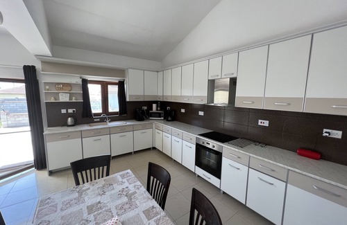 Balchik Villa | Ruhige Villa mit Pool -5 Min.vom Strand