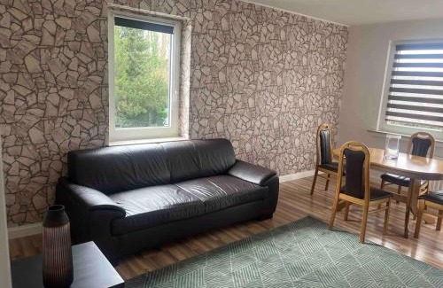Bergisch Gladbach Apartment | Ruhige Wohnung auf einer Spielstraße - 5 Minuten zur S-Bahn