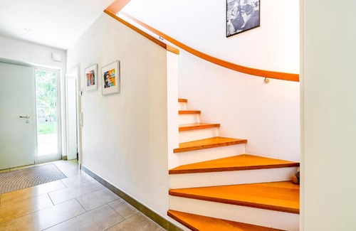 Leer House | Ruhiges und schönes Zimmer Nr 1 in Leer Nüttermoor