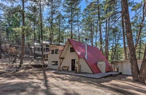 Ruidoso House | Ruidoso A-Frame Cabin about 1 Mi to Grindstone Lake!