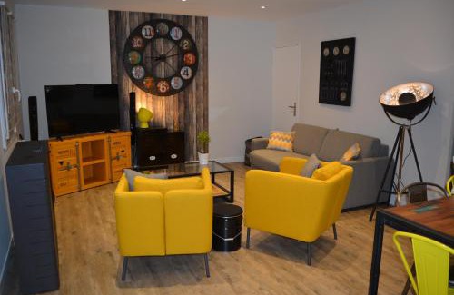 Rully House | Rullyoloft