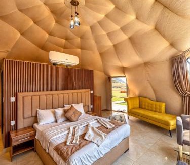 Wadi Rum Hotel | Rum crystal luxury camp