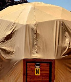 Wadi Rum Bed & Breakfast | RUM LEONOR CAMP