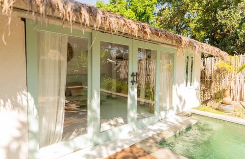 Gili Air House | Rumah Do'a Tropical Pool Villa
