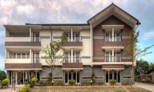 Ragunan Hotel | Rumah Kamang Residence