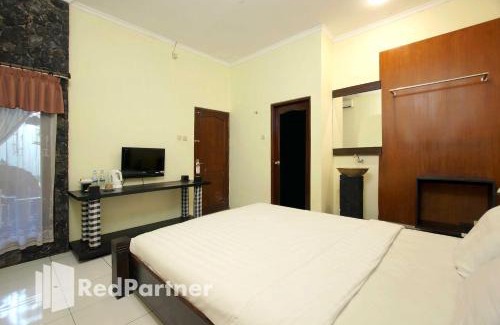 Mlati Hotel | Rumah Palagan Yogyakarta RedPartner