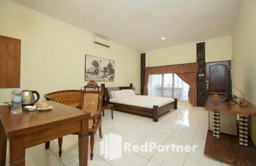 Mlati Hotel | Rumah Palagan Yogyakarta RedPartner