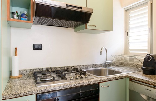 Tel Aviv Apartment | Ruppin 39 – 2 Bed, 2 Bath & Parking (Gordon Beach)