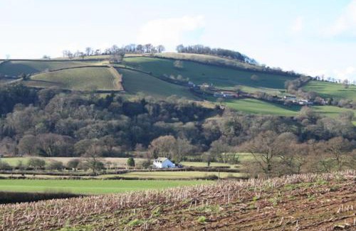 Bradninch Apartment | Rural Devon retreat in stunning Exe Valley.