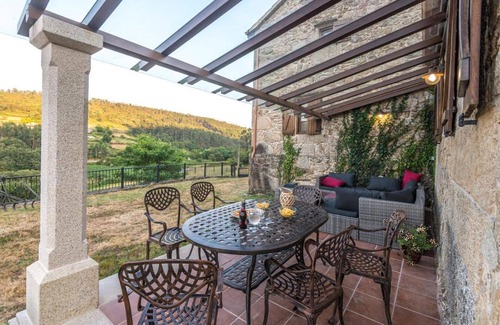 Campo Lameiro Cottage | Rural House An Avoa María
