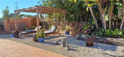 Foral Apartment | Rural Peace in the Algarve - Private Room with kitchenette and bathroom
