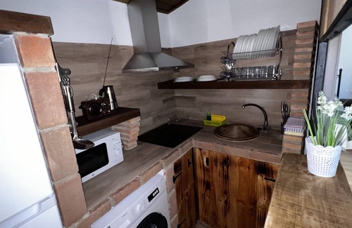 Campocamara Cottage | Rural Retreat: Cozy, Accessible Home in Sierra de Cazorla & Castril