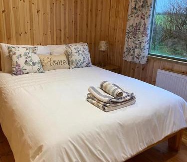 Nancledra Apartment | Rural Wood Cabin - less than 3 miles from St Ives