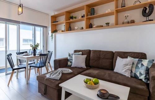 Skala Apartment | Rustic 1-Bedroom Apartment in Mackenzie