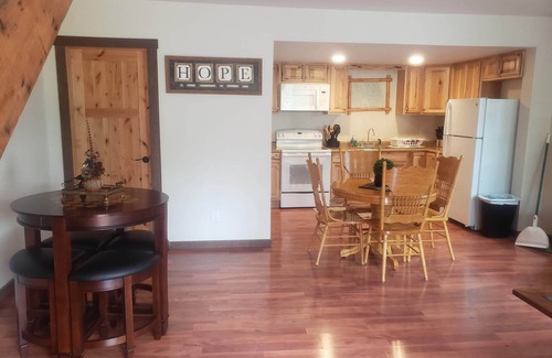 West Glacier Cabin | Rustic 2 Bedroom Cabin, 2 Baths, Sleeps 4, 2 Minutes From West Glacier