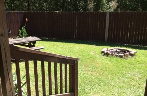 Bogalusa Cabin | Rustic Backyard Lumberjack Cabin