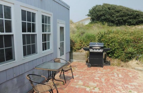 East Ocean View House | Rustic Beachfront House on Chesapeake Bay