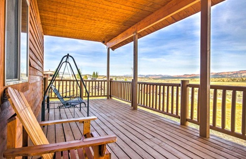 Hatch House | Rustic Bryce Canyon Home with Deck on Sevier River!