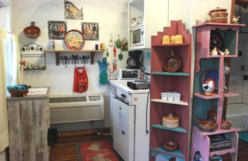 Marble Falls House | Rustic Cabin Rental Perfect for Families in Texas Hill County