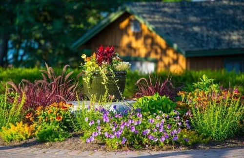 Wolfeboro Cabin | Rustic Cabin with access to Rust Pond - Main Cabin