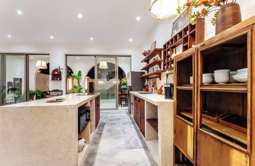 Cam An Villa | Rustic Charm House 5BRs & 7’ to An Bang Beach