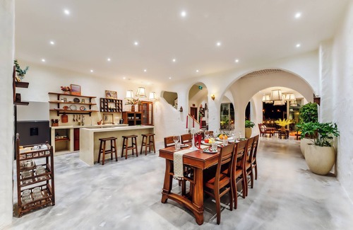 Cam An Villa | Rustic Charm House 5BRs & 7’ to An Bang Beach