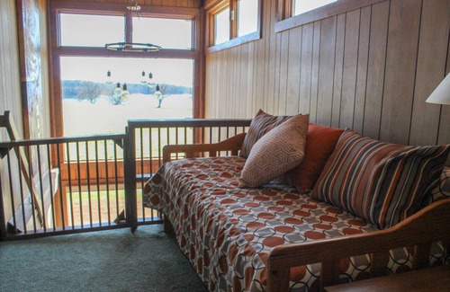 Anderson House | Rustic Charm on Lake Hartwell - Ideal for Clemson Football Weekends