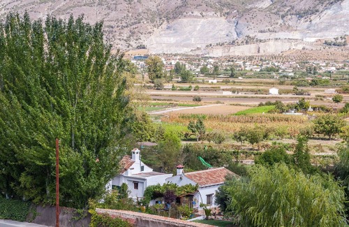 Padul Cottage | Rustic Cottage in El Padul with Swimming Pool