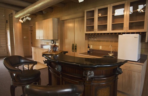 Okeechobee House | Rustic Country Lodge on 800 Private Acres