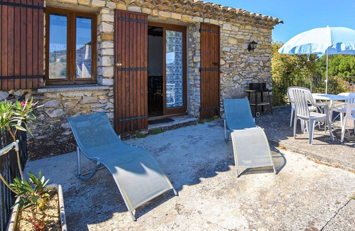 Saint-Marcellin-les-Vaison House | Rustic holiday home with large, shared pool and mountain views, in a charming location.
