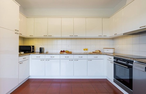 Afife Apartment | Rustic Haven Lodge with pool
