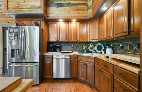 Sevierville Cabin | Rustic Hideaway (4-Bedroom Cabin) with Pool by RedAwning
