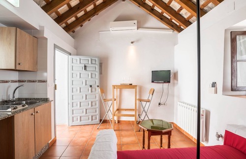 San Ambrosio Apartment | Rustic Holiday Apartment "Casa La Costanilla F" with Roof Terrace and Wide View