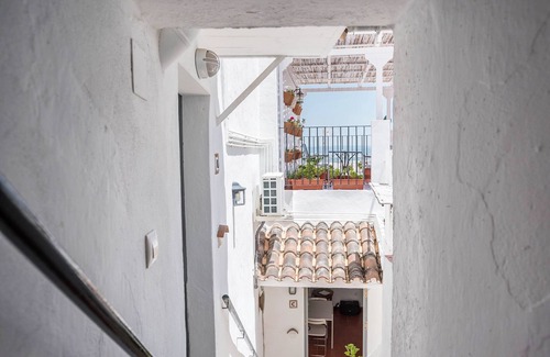San Ambrosio Apartment | Rustic Holiday Apartment "Casa La Costanilla F" with Roof Terrace and Wide View