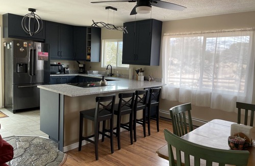 Teasdale House | Rustic isolation near Capitol Reef National Park