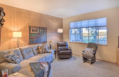 Klamath Falls House | Rustic Klamath Falls Retreat with Private Deck!