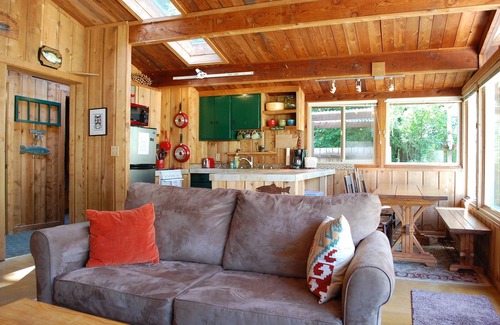 Port Angeles Cabin | Rustic Lakefront Cabin with Bonus 'Tree House' - A Place to Unwind