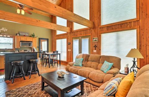 Waveland House | Rustic Lamar Cabin with Deck and Private Hot Tub